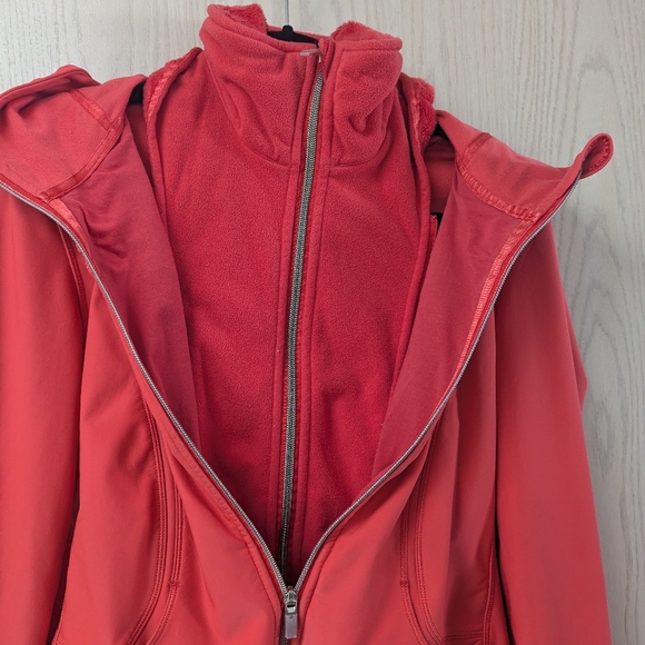 Lululemon Jacket - Picture 4 of 8